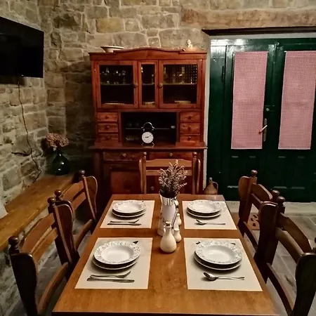 Appartamento House Suzana Sovinjska Brda