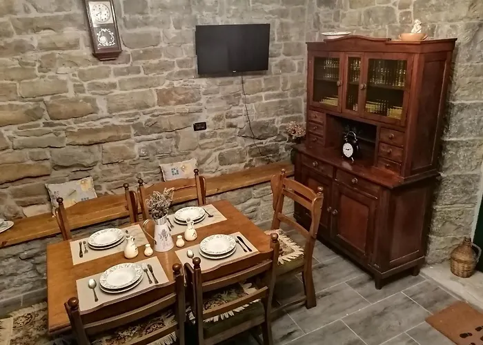 Apartment House Suzana *